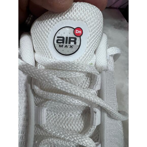 Nike Air Max Dn White Men’s 9 FJ3145-102 Running Shoes Sneaker Triple White - Picture 4 of 12